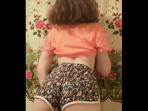 ❤️ Vogëlushja e re seksi duke zhveshur pantallonat e shkurtra në kamera ❤️ Video seksi tek ne ️❤